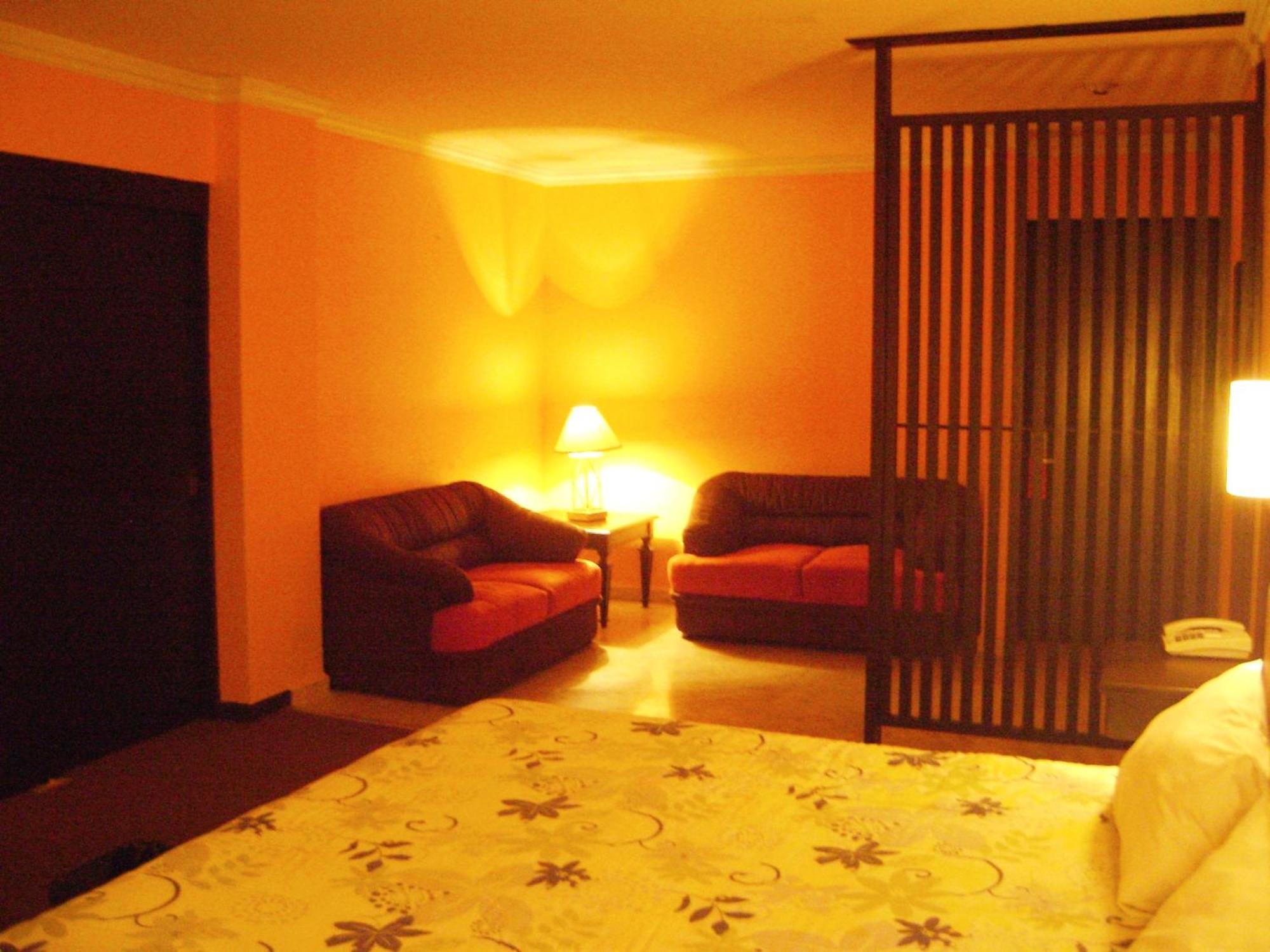Hotel Le-Gar Monterrey Ngoại thất bức ảnh